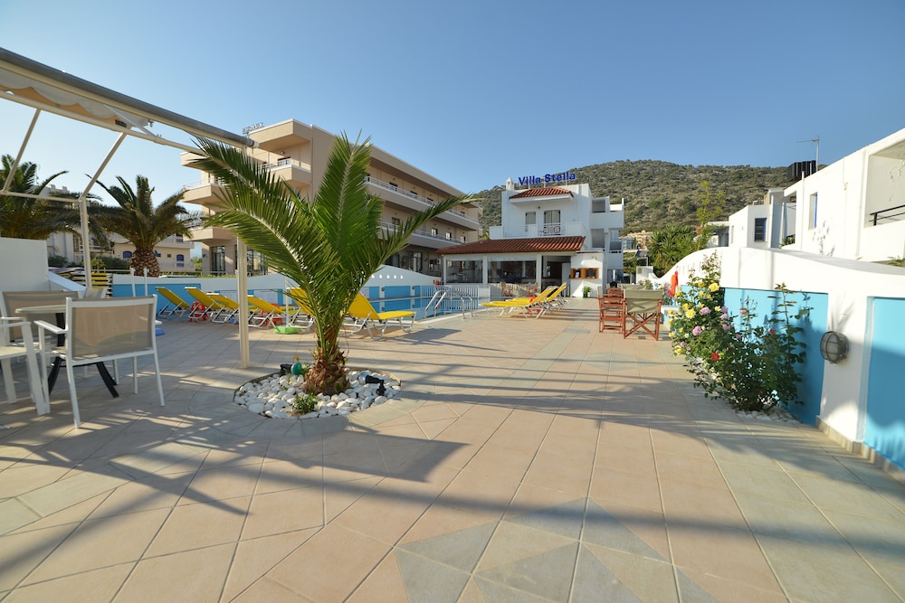 Villa Stella Apartments By Estia — Swimming pool in Stalida