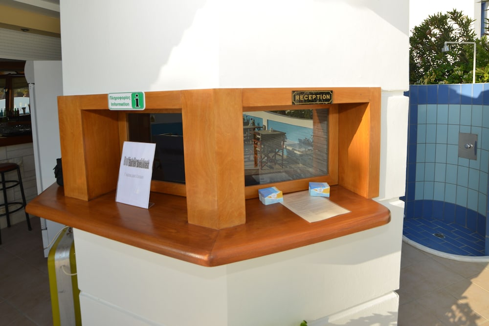 Villa Stella Apartments By Estia — Hotel building in Stalida