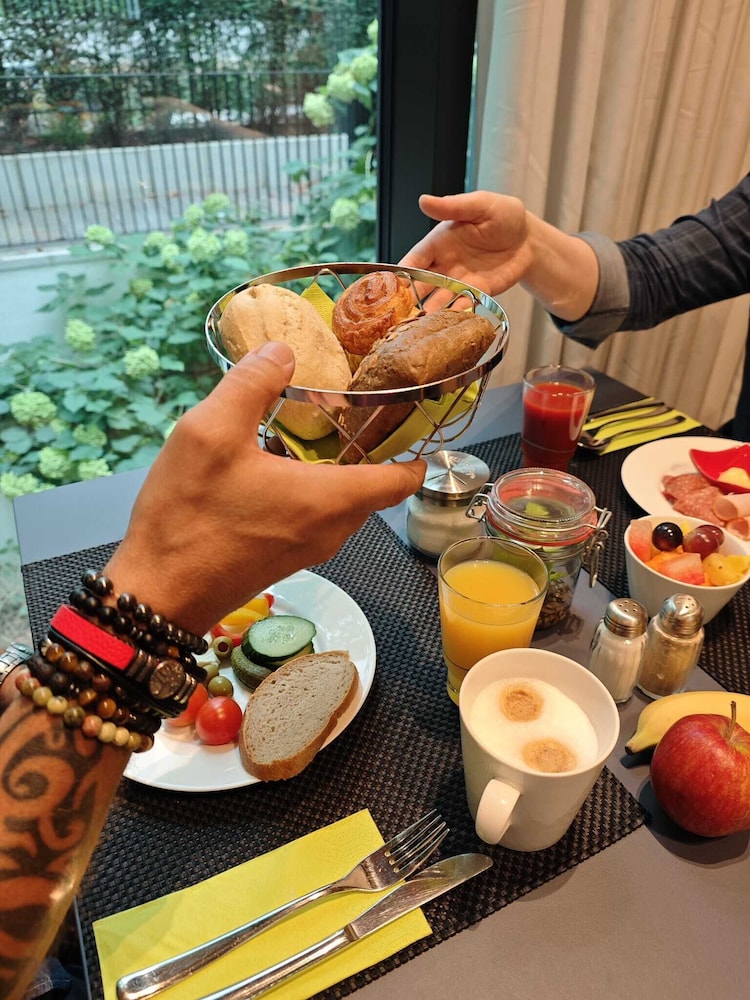 Mercure Hotel Berlin Wittenbergplatz — Restaurant & bars in Berlin, Berlin
