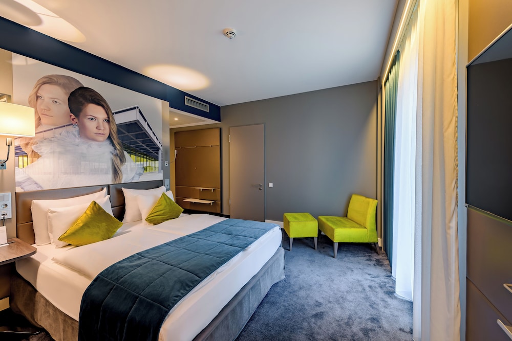 Mercure Hotel Berlin Wittenbergplatz — Hotel rooms in Berlin, Berlin