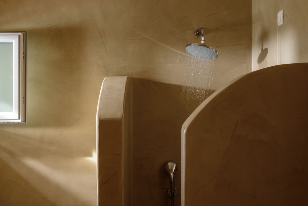 Aliter Suites — Hotel rooms in Karterados, South Aegean