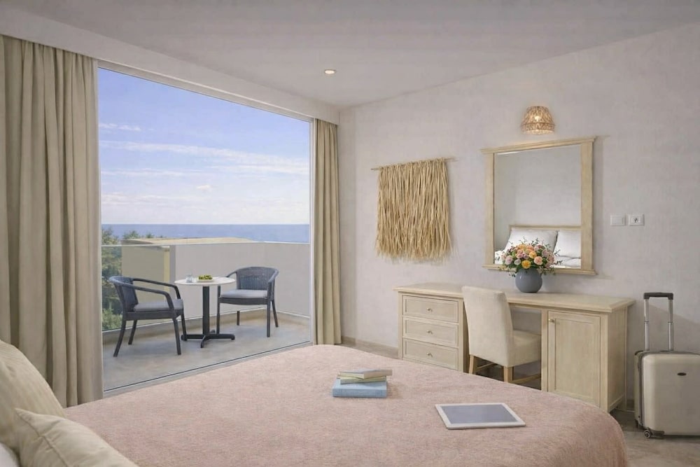 Mila Sissi Bay Hotel — Hotel rooms in Sissi