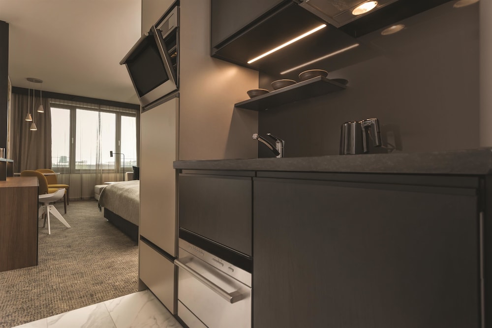 Adina Apartment Hotel Frankfurt Westend — Hotel rooms in Frankfurt am Main, Hesse
