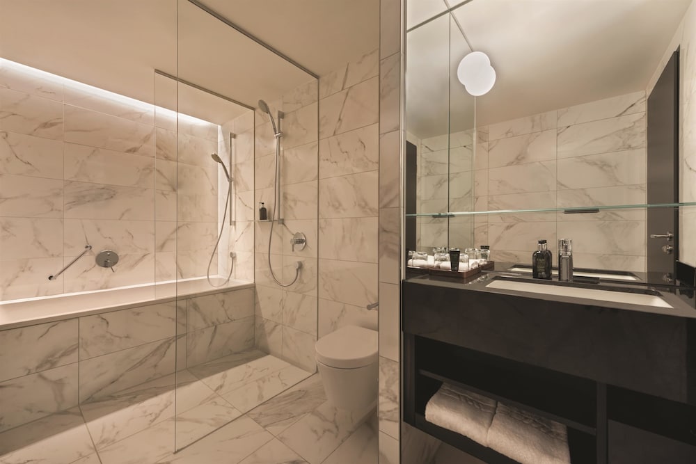 Adina Apartment Hotel Frankfurt Westend — Hotel rooms in Frankfurt am Main, Hesse