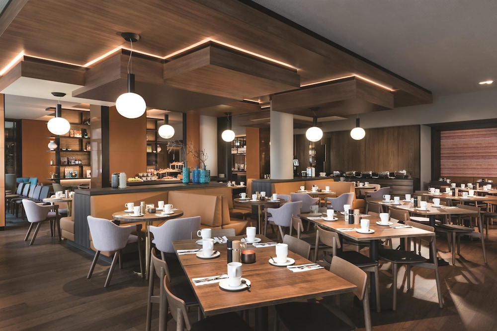 Adina Apartment Hotel Frankfurt Westend — Restaurant & bars in Frankfurt am Main, Hesse