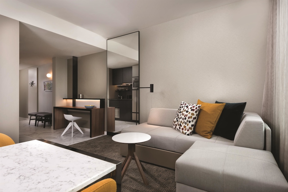 Adina Apartment Hotel Frankfurt Westend — Hotel rooms in Frankfurt am Main, Hesse