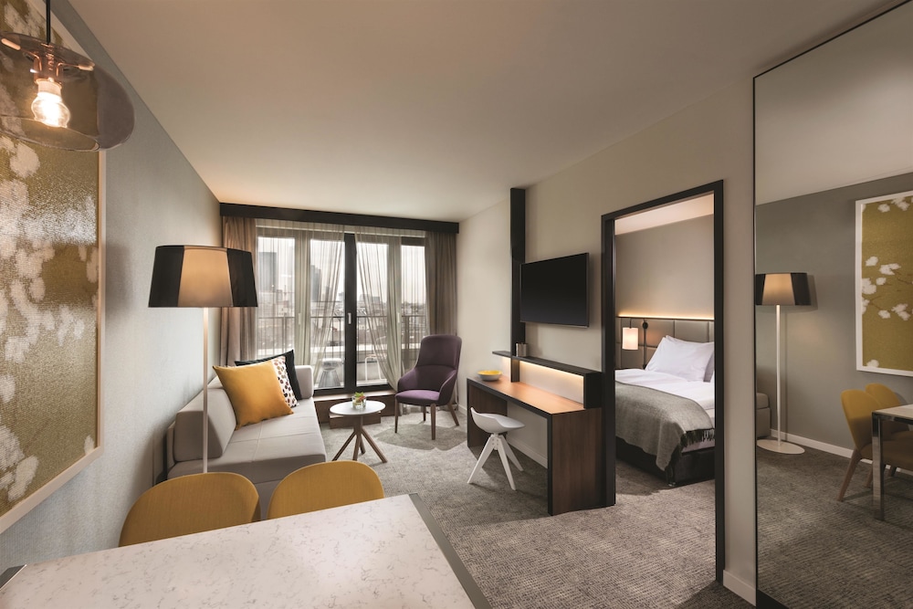 Adina Apartment Hotel Frankfurt Westend — Hotel rooms in Frankfurt am Main, Hesse
