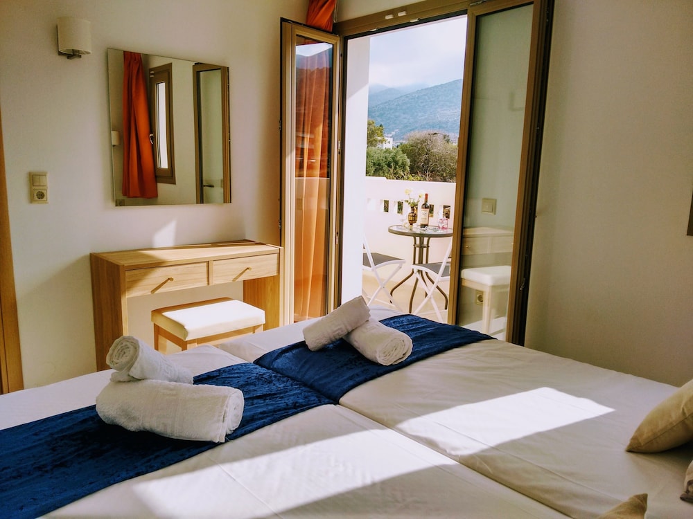 Casa Malena — Hotel rooms in Malia