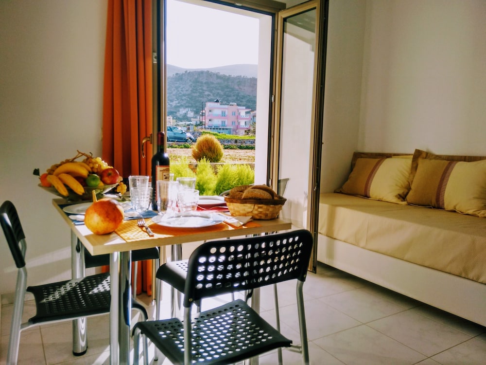 Casa Malena — Hotel rooms in Malia