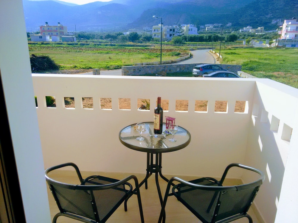 Casa Malena — Restaurant & bars in Malia