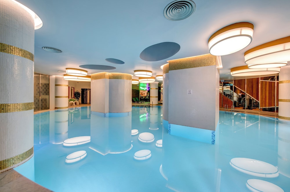 The Elysium Taksim — Swimming pool in Istanbul, Istanbul