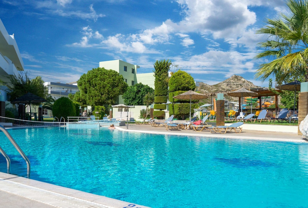 Stamos Hotel — Swimming pool in Faliraki, South Aegean