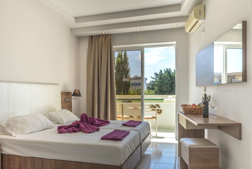 Stamos Hotel — Hotel rooms in Faliraki, South Aegean