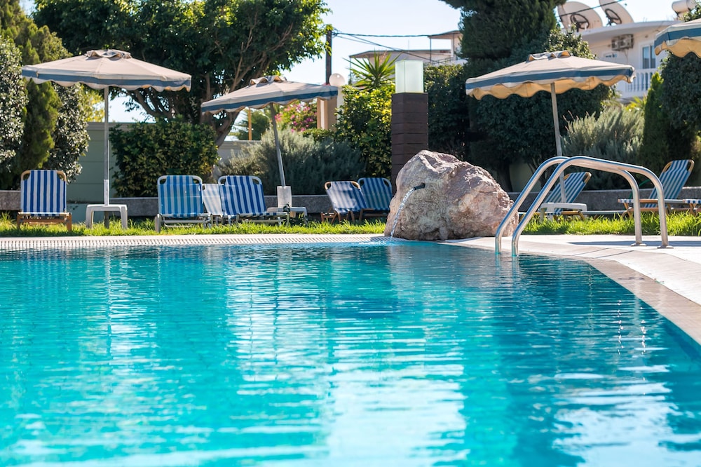 Stamos Hotel — Swimming pool in Faliraki, South Aegean