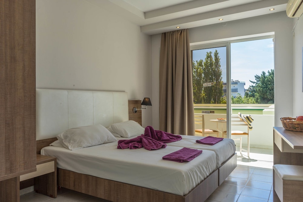 Stamos Hotel — Hotel rooms in Faliraki, South Aegean