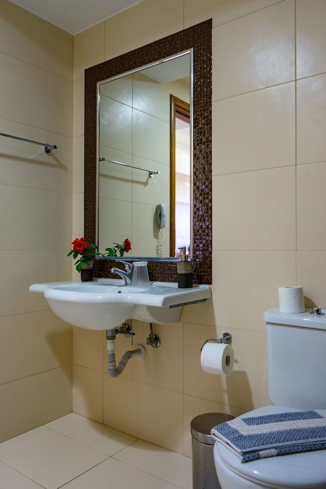 Stamos Hotel — Hotel rooms in Faliraki, South Aegean