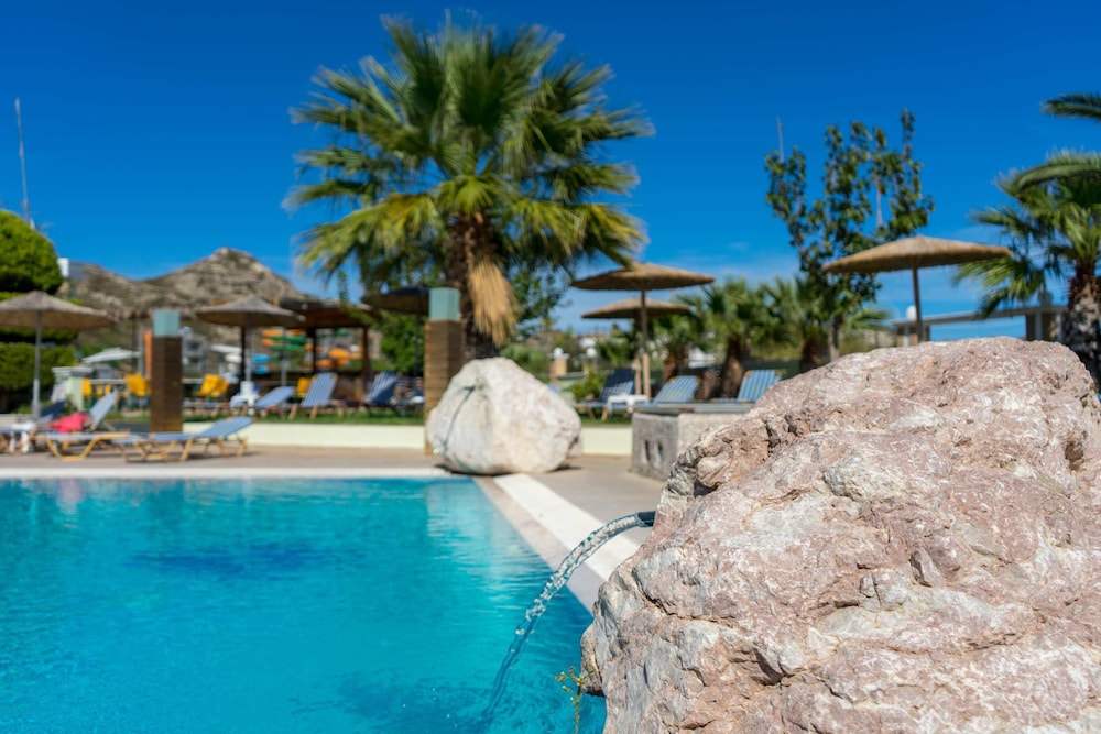 Stamos Hotel — Swimming pool in Faliraki, South Aegean