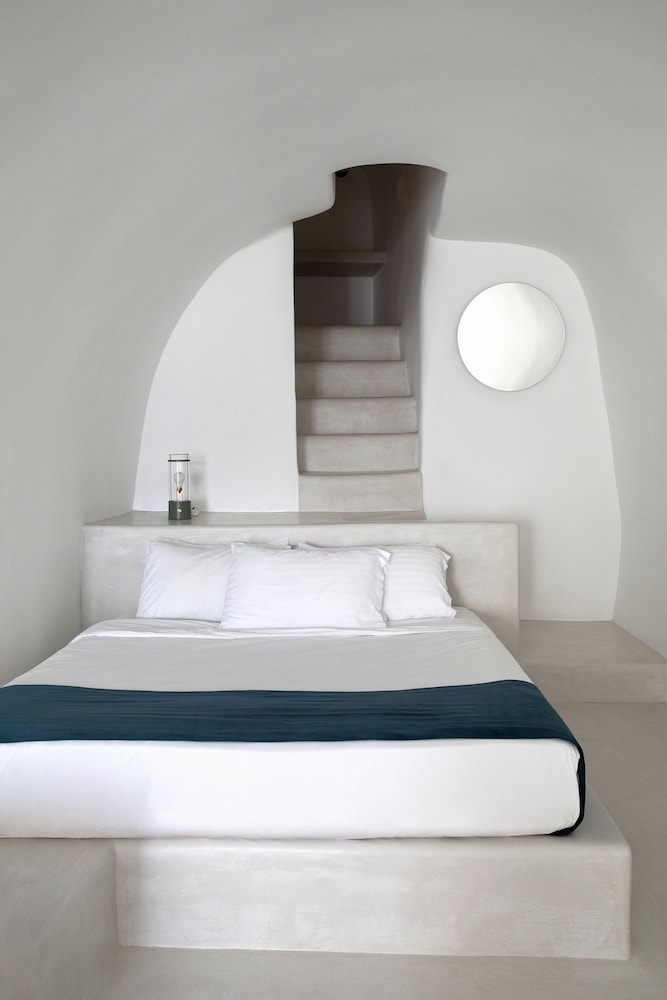 Ducato di Oia - Adults Only — Hotel rooms in Oia, South Aegean