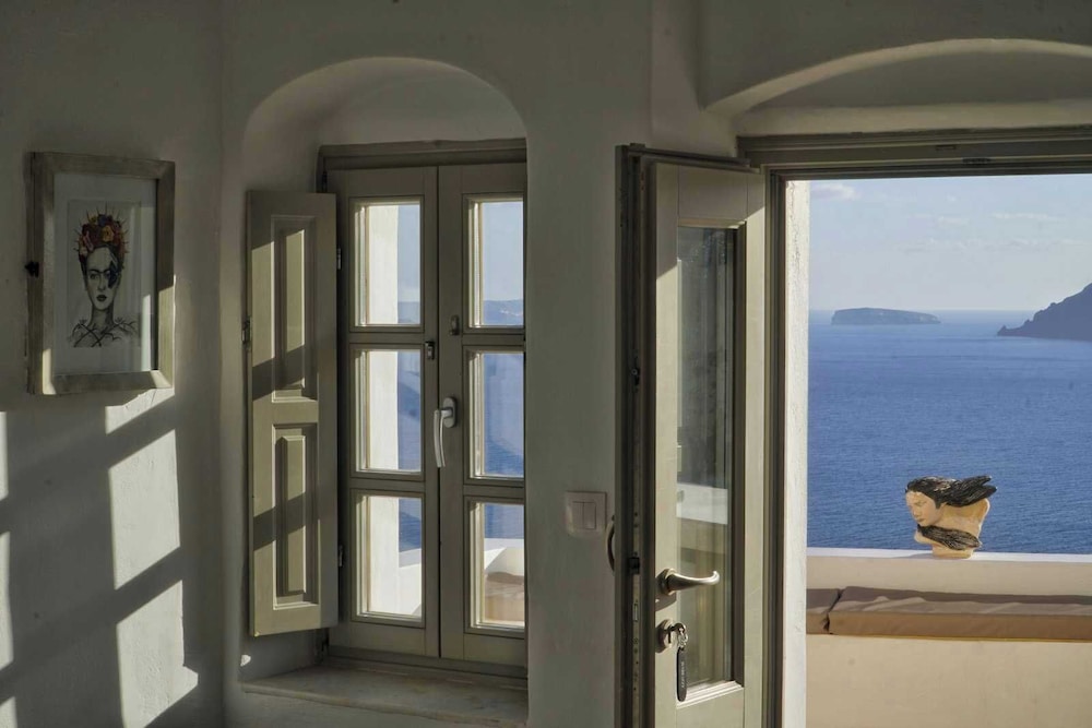 Ducato di Oia - Adults Only — Hotel rooms in Oia, South Aegean