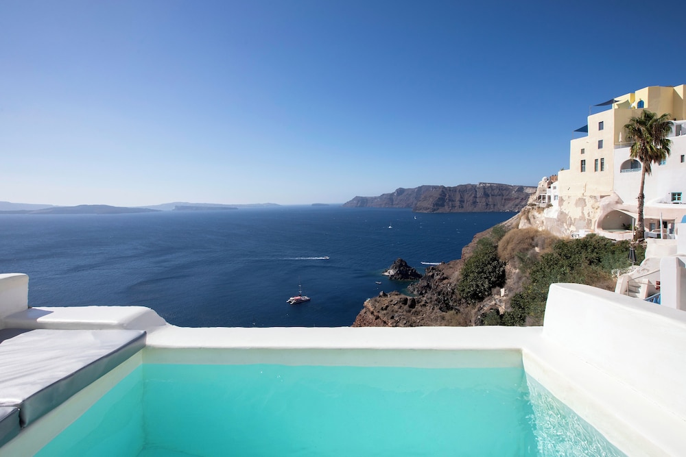 Ducato di Oia - Adults Only — Swimming pool in Oia, South Aegean