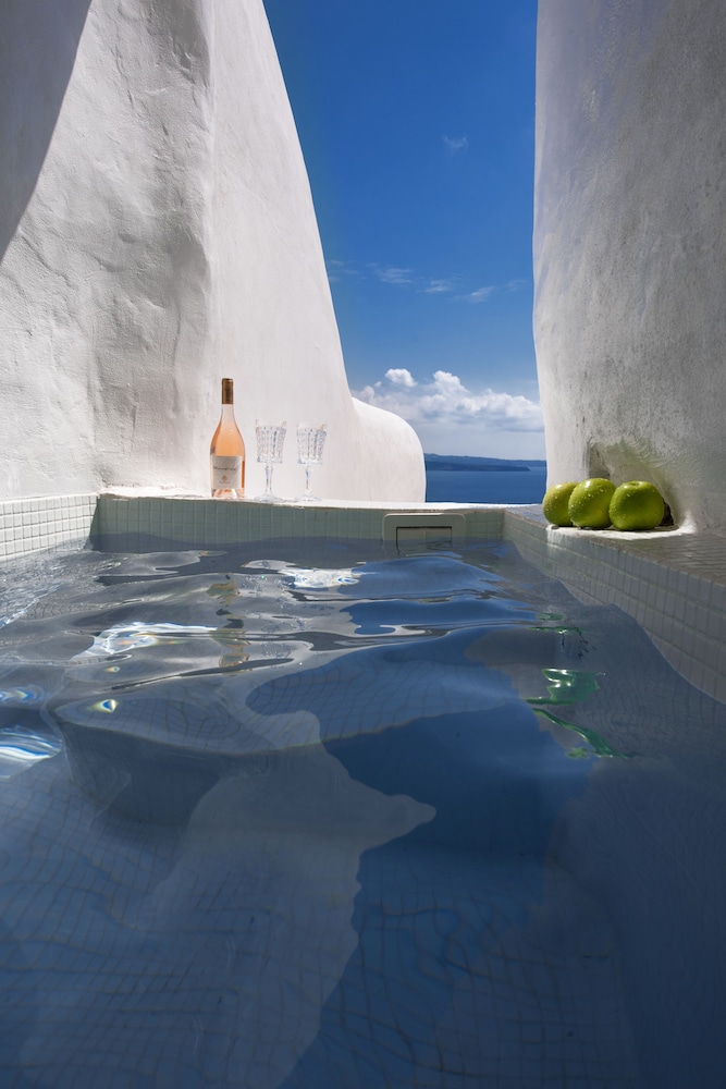 Ducato di Oia - Adults Only — Swimming pool in Oia, South Aegean