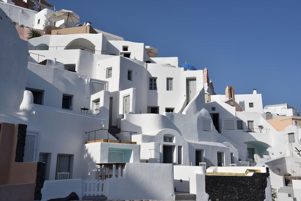 Ducato di Oia - Adults Only — Hotel building in Oia, South Aegean