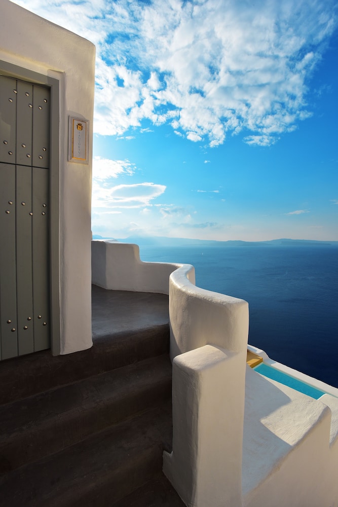 Ducato di Oia - Adults Only — Hotel building in Oia, South Aegean