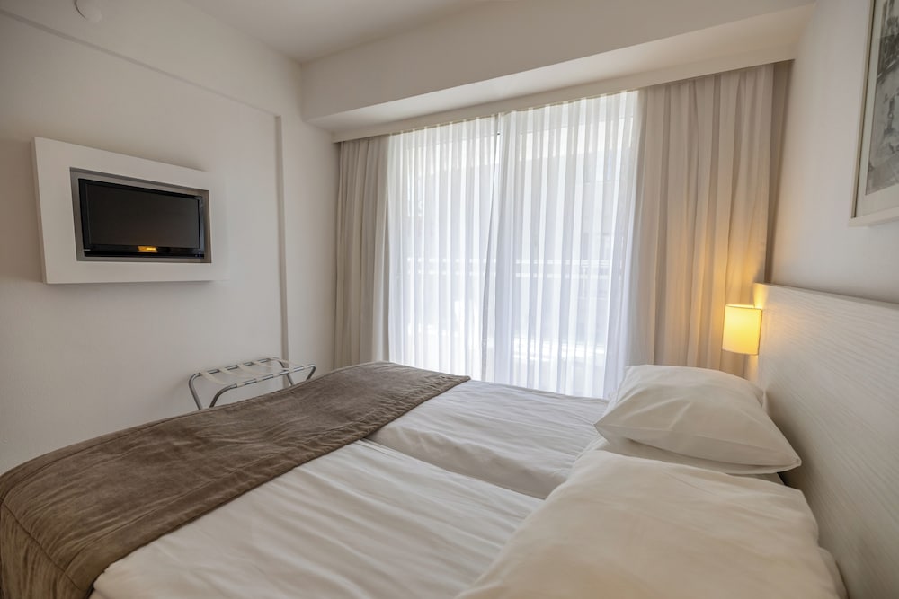 The Beachfront Hotel Adult Only 16 Plus — Hotel rooms in Marmaris, Mugla