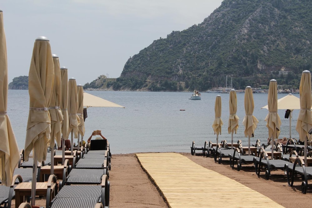 Sea Star Marmaris - Adults Only - All Inclusive — Beach in İçmeler, Mugla