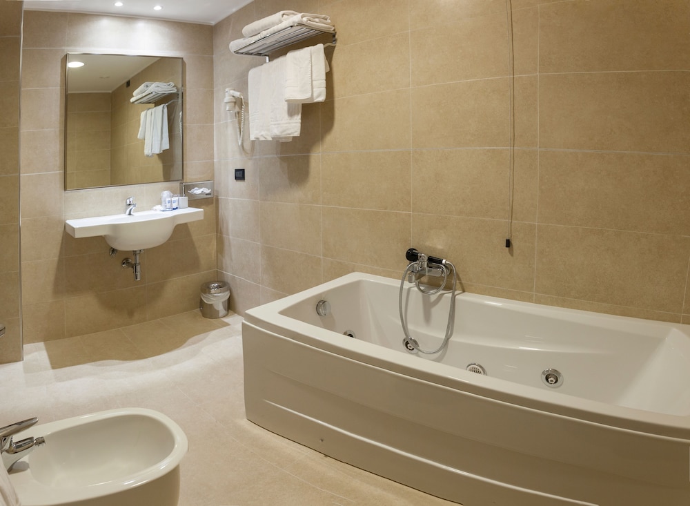 BV President Hotel - zdjęcie 4