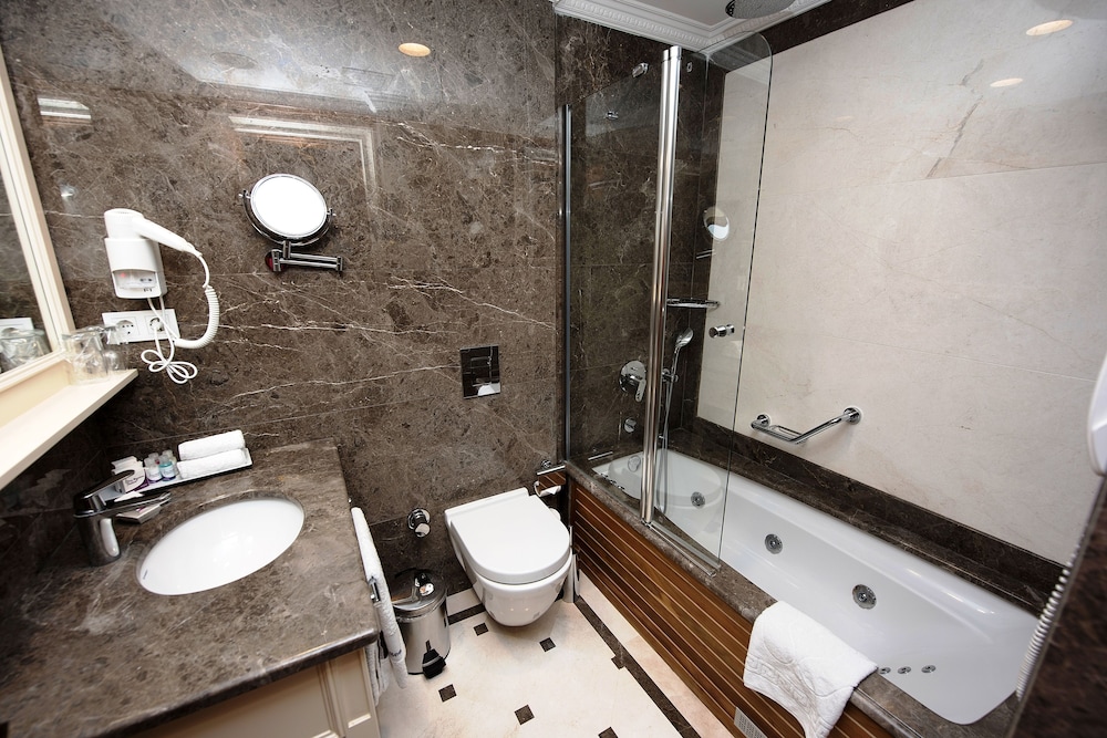 GLK PREMIER Sea Mansion Suites & Spa - Special Class — Hotel rooms in Istanbul, Istanbul