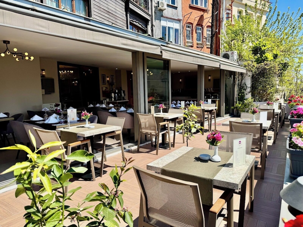 GLK PREMIER Sea Mansion Suites & Spa - Special Class — Restaurant & bars in Istanbul, Istanbul