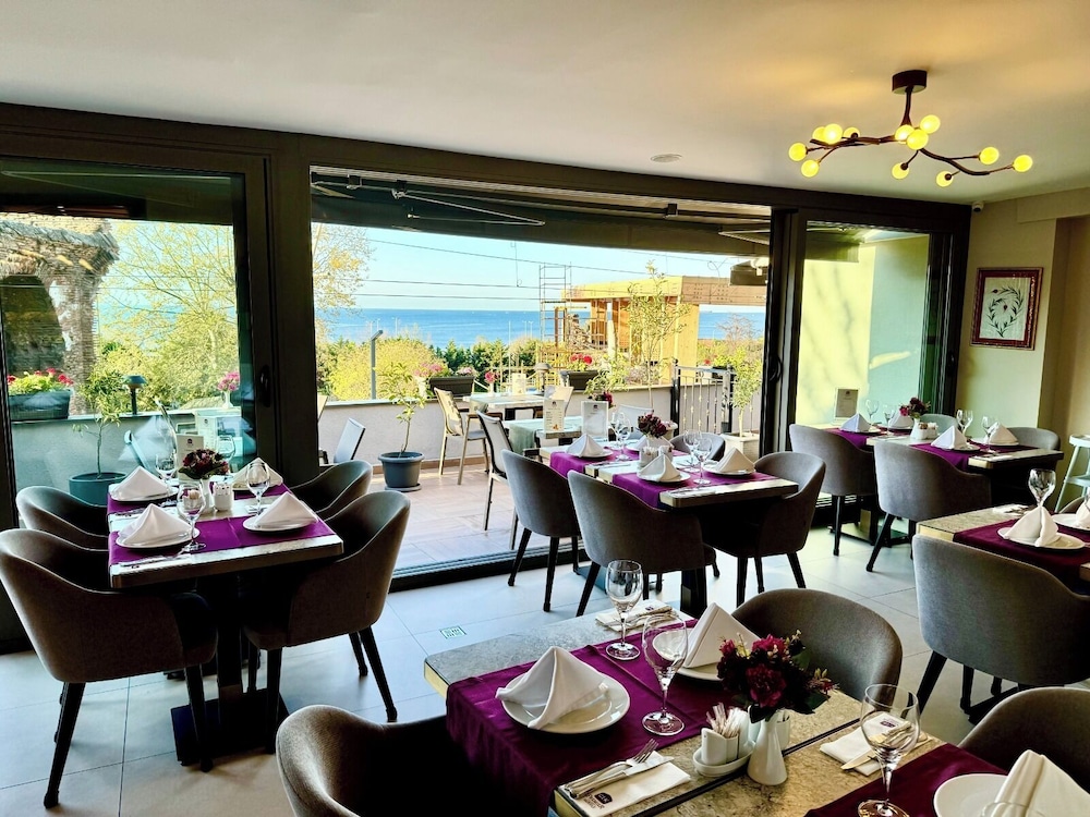 GLK PREMIER Sea Mansion Suites & Spa - Special Class — Restaurant & bars in Istanbul, Istanbul