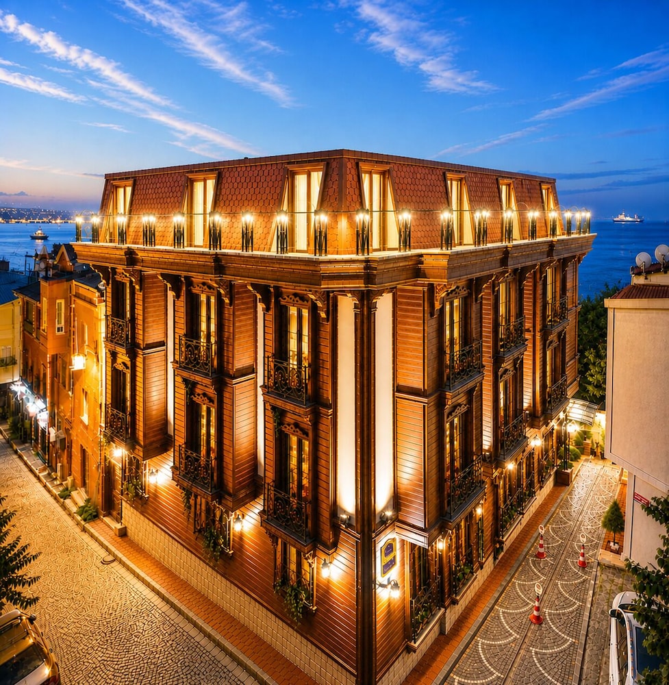 GLK PREMIER Sea Mansion Suites & Spa - Special Class — Main photo in Istanbul, Istanbul