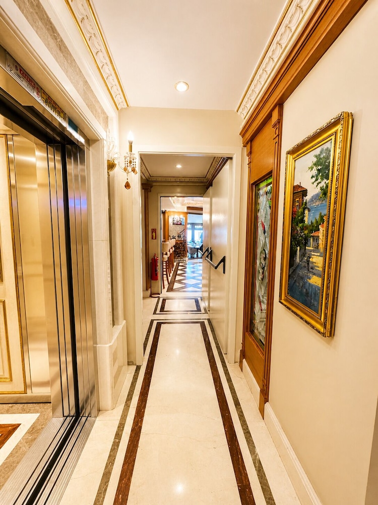 GLK PREMIER Sea Mansion Suites & Spa - Special Class — Hotel building in Istanbul, Istanbul