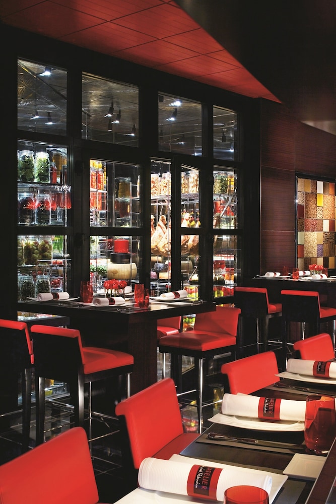 The SKYLOFTS at MGM Grand — Restaurant & bars in Las Vegas, Nevada