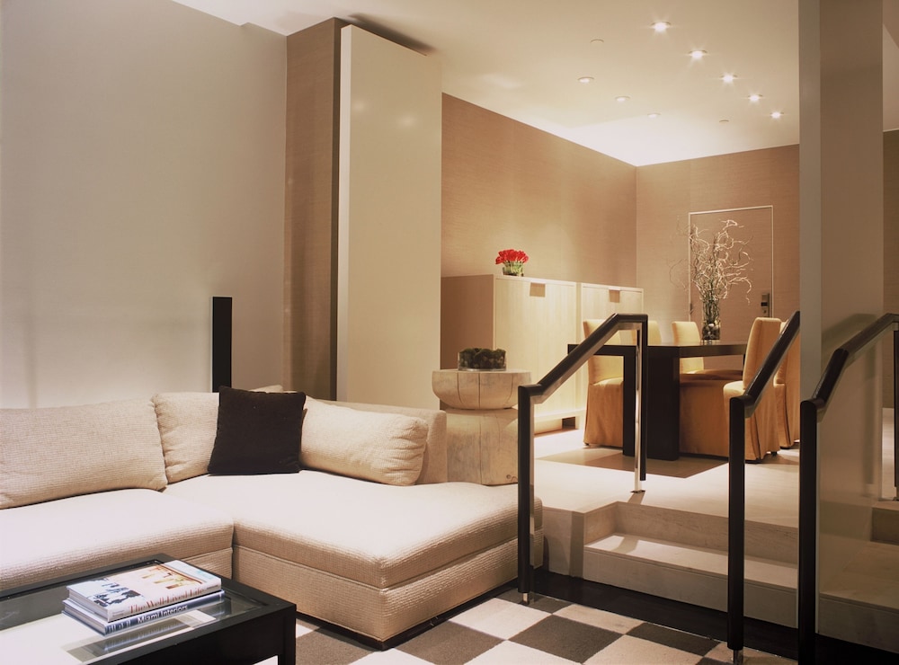 The SKYLOFTS at MGM Grand — Hotel rooms in Las Vegas, Nevada