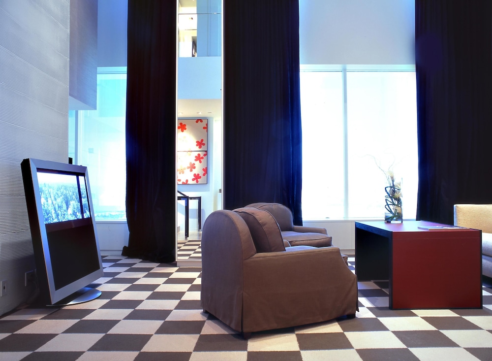 The SKYLOFTS at MGM Grand — Hotel rooms in Las Vegas, Nevada