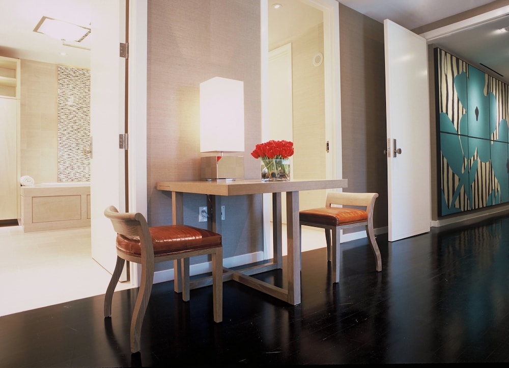 The SKYLOFTS at MGM Grand — Hotel rooms in Las Vegas, Nevada