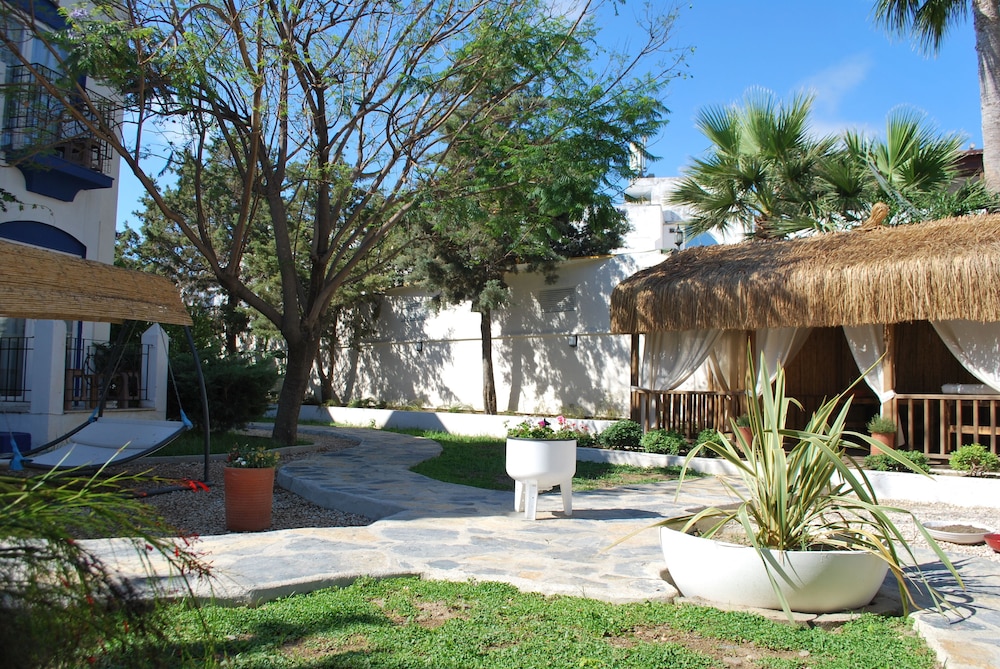 Serpina Hotel - Adults Only — Hotel building in Bodrum, Mugla