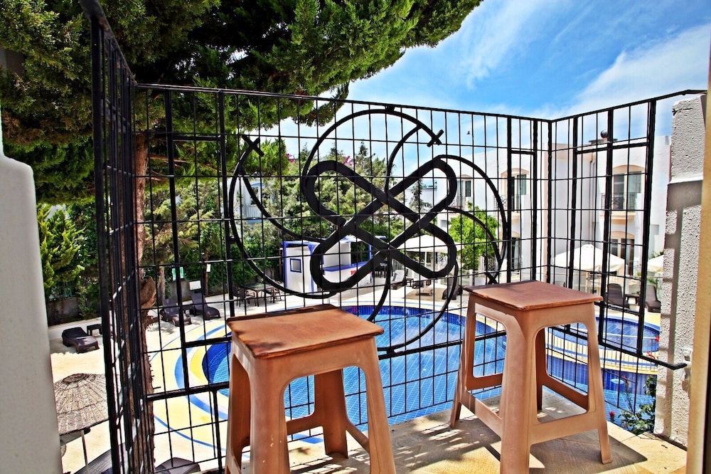 Serpina Hotel - Adults Only — Swimming pool in Bodrum, Mugla