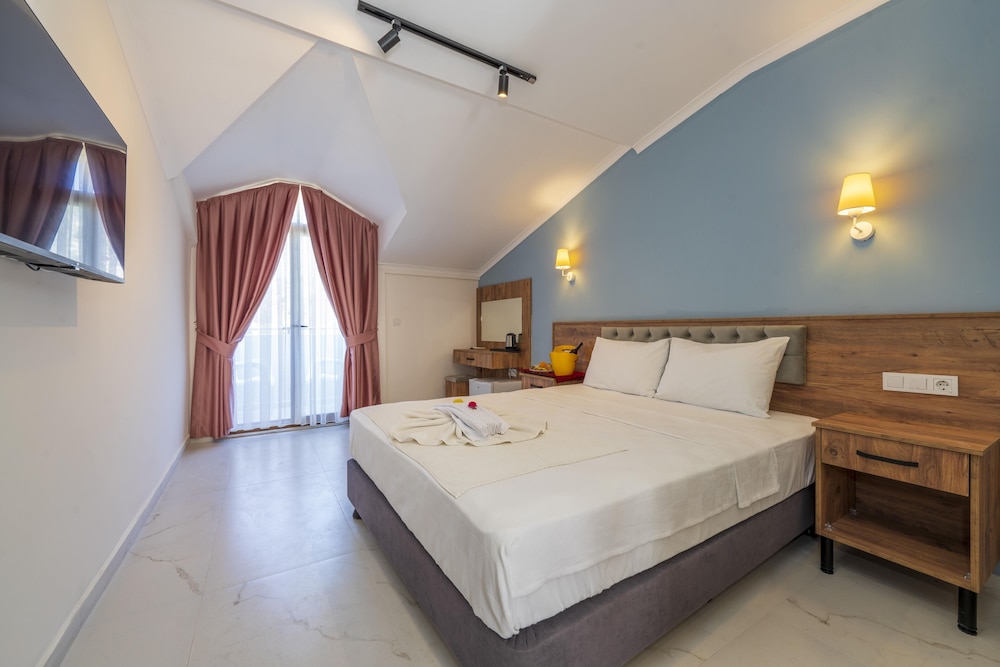 Katre Hotel Oludeniz — Hotel rooms in Fethiye, Mugla