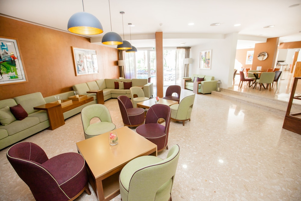 Vilamoura Garden Hotel — Restaurant & bars in Vilamoura, Faro