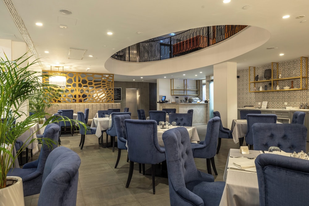 Royal Blue Hotel — Restaurant & bars in Dubrovnik, Dubrovnik-Neretva
