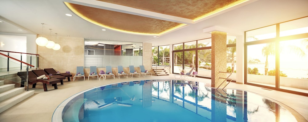 Royal Blue Hotel — Swimming pool in Dubrovnik, Dubrovnik-Neretva