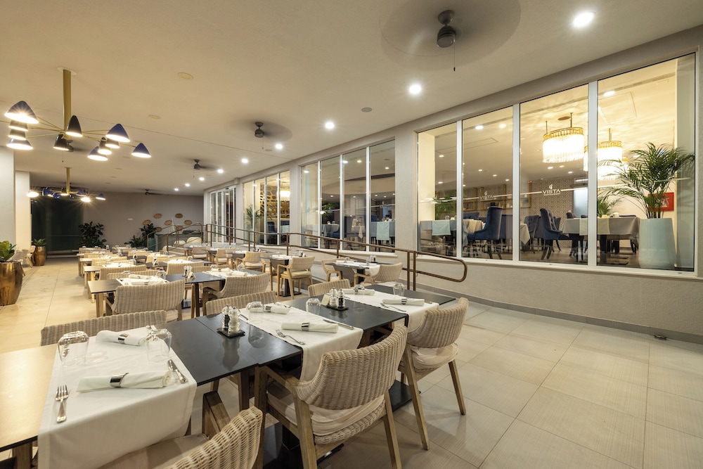 Royal Blue Hotel — Restaurant & bars in Dubrovnik, Dubrovnik-Neretva