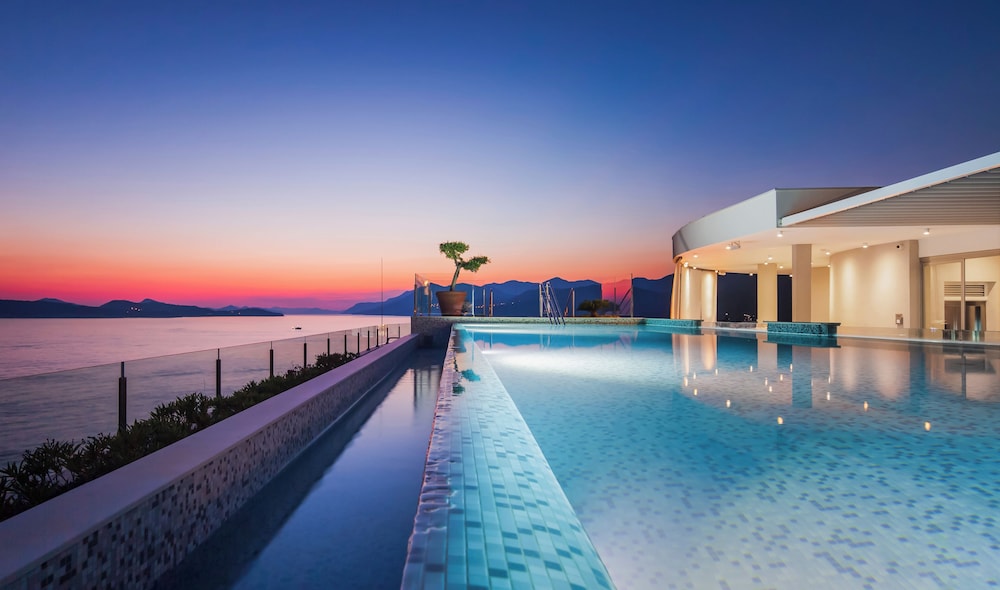 Royal Blue Hotel — Swimming pool in Dubrovnik, Dubrovnik-Neretva
