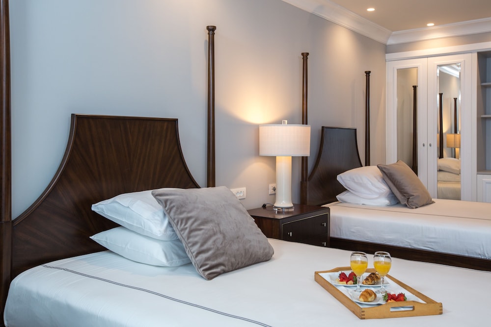 Royal Blue Hotel — Hotel rooms in Dubrovnik, Dubrovnik-Neretva