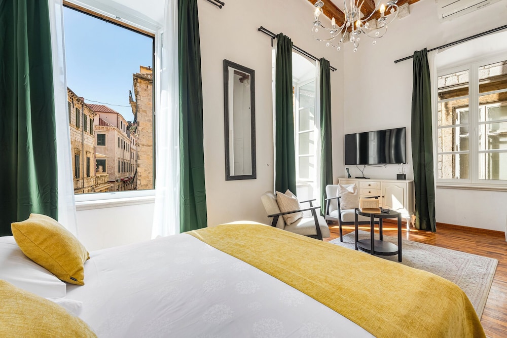 Palmotta Palace — Hotel rooms in Dubrovnik, Dubrovnik-Neretva