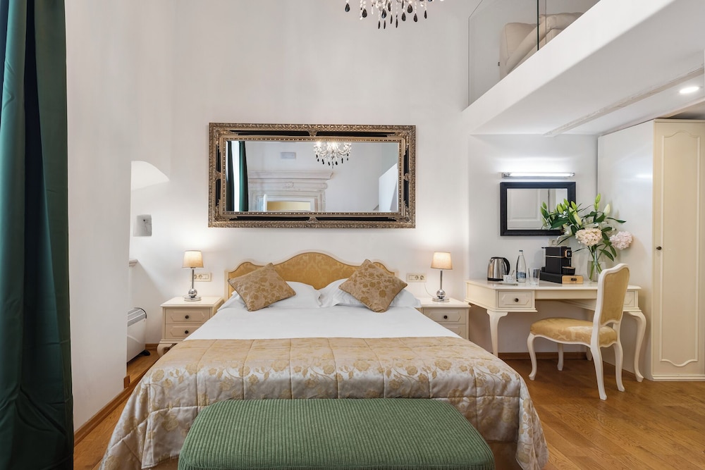 Palmotta Palace — Hotel rooms in Dubrovnik, Dubrovnik-Neretva